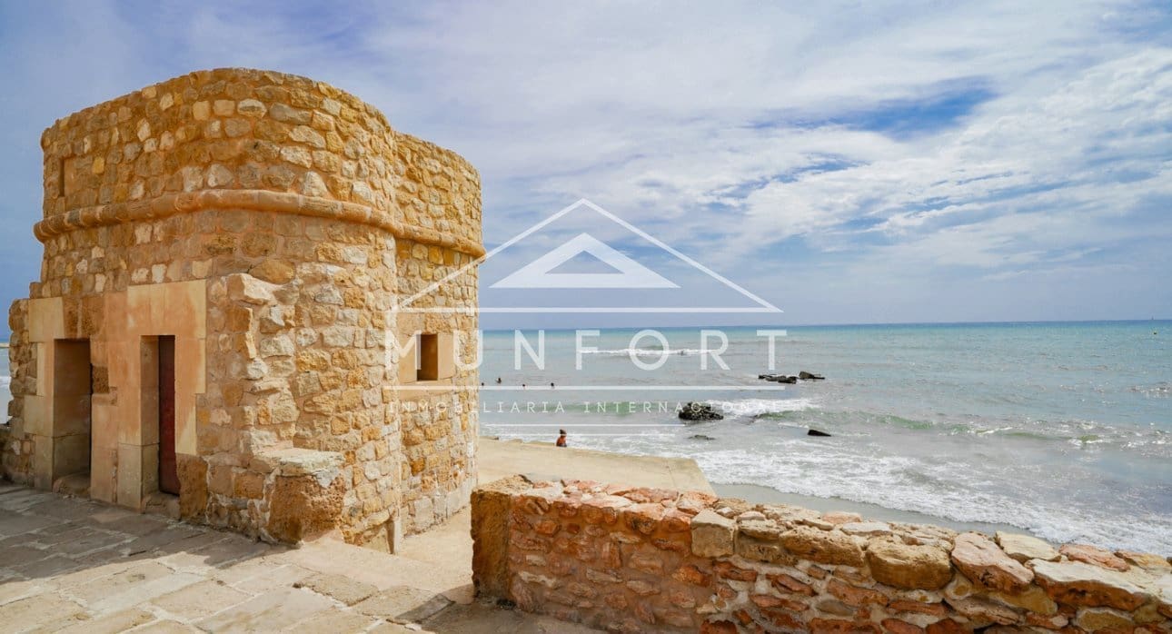 2 Zimmer Bungalow zu verkaufen in Torrevieja mit Pool - 199.000 € (Ref: 9646022)