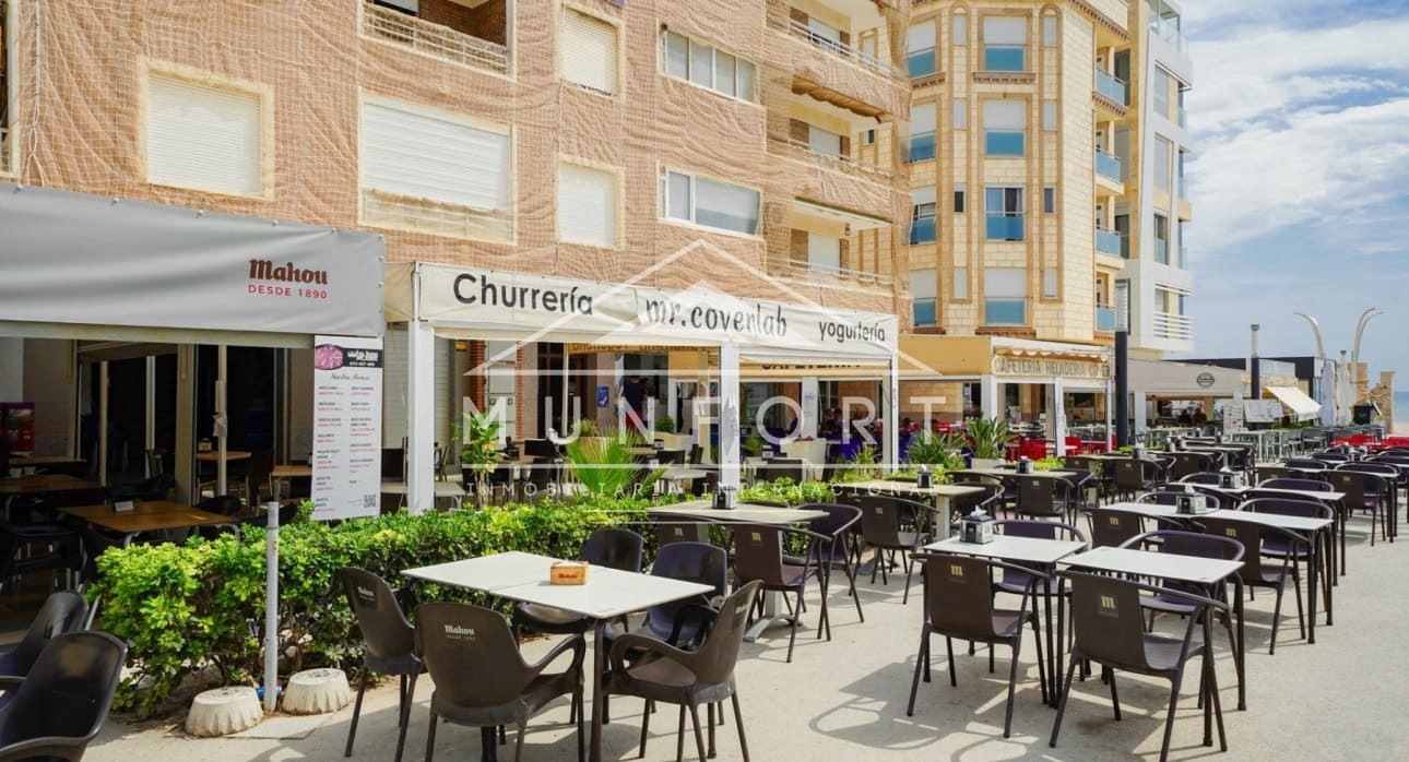 2 Zimmer Bungalow zu verkaufen in Torrevieja mit Pool - 199.000 € (Ref: 9646022)