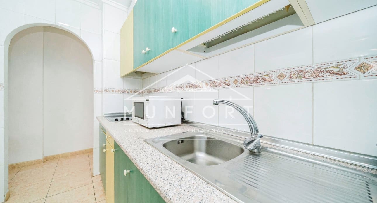 2 bedroom Apartment for sale in Torrevieja with pool - € 148,500 (Ref: 9646024)