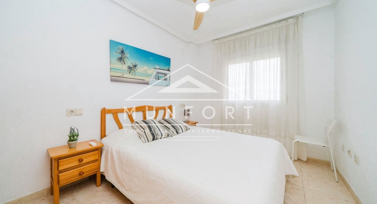 2 bedroom Apartment for sale in Torrevieja with pool - € 148,500 (Ref: 9646024)
