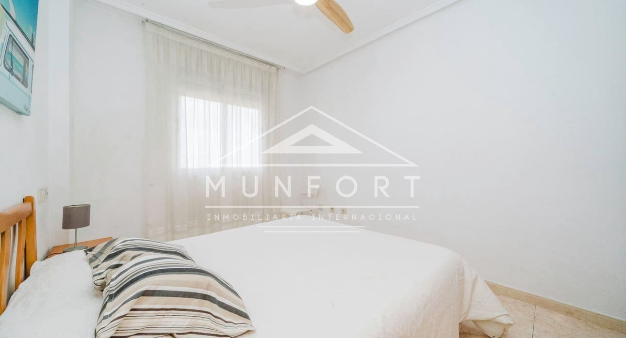 2 bedroom Apartment for sale in Torrevieja with pool - € 148,500 (Ref: 9646024)