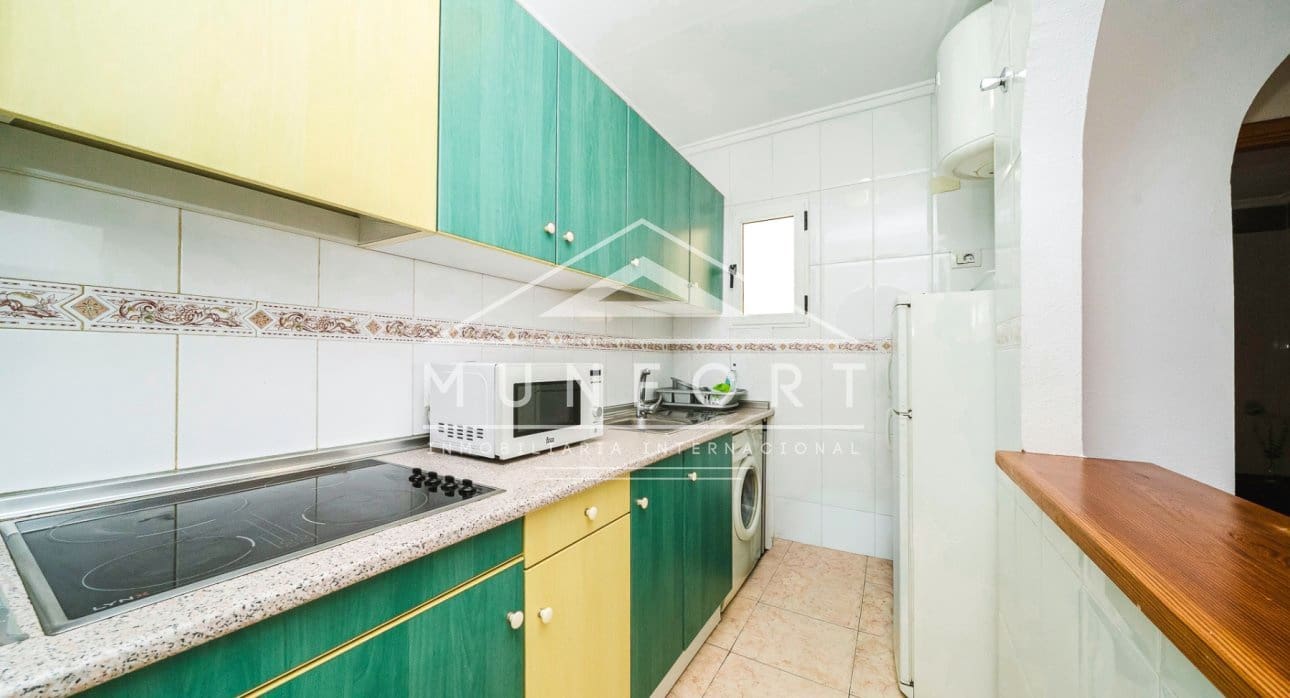 2 bedroom Apartment for sale in Torrevieja with pool - € 148,500 (Ref: 9646024)