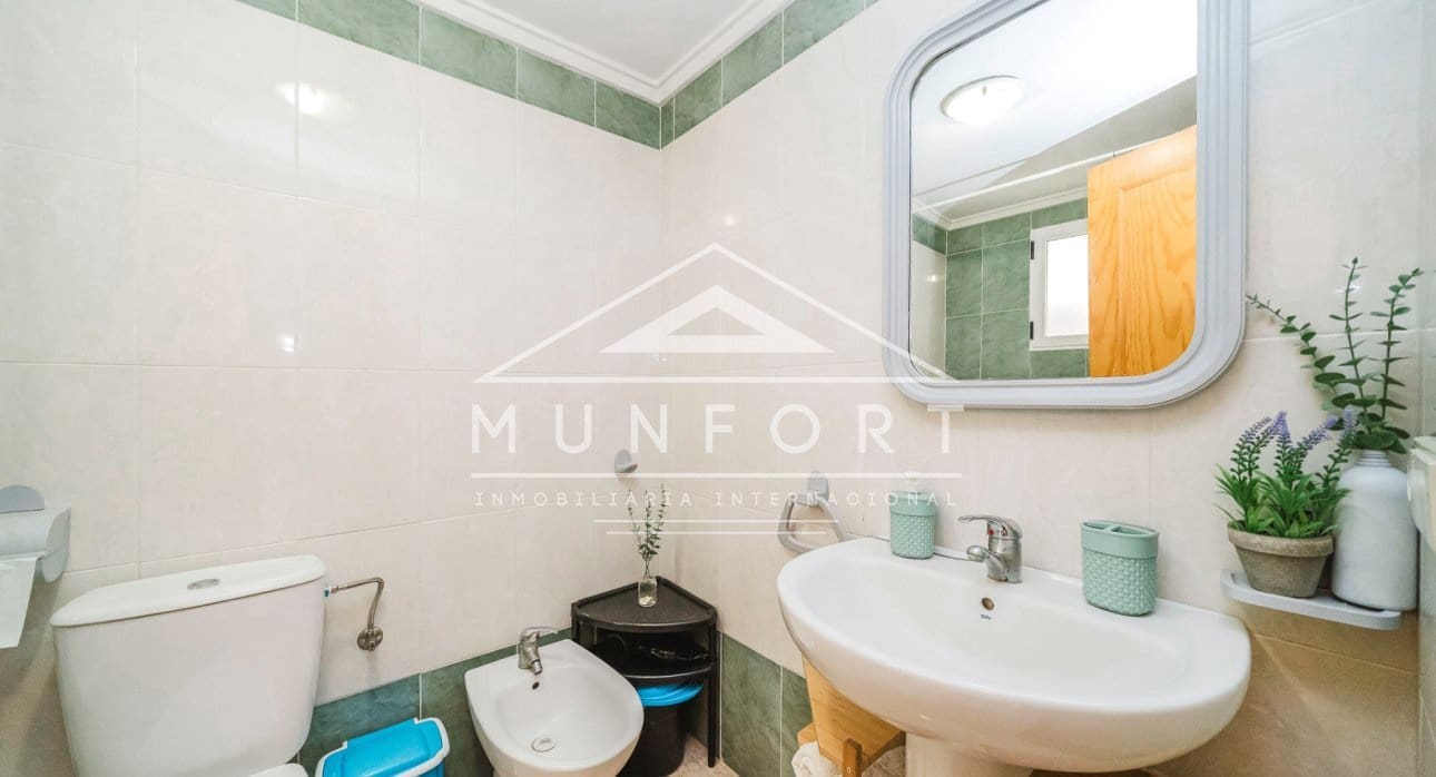 2 bedroom Apartment for sale in Torrevieja with pool - € 148,500 (Ref: 9646024)