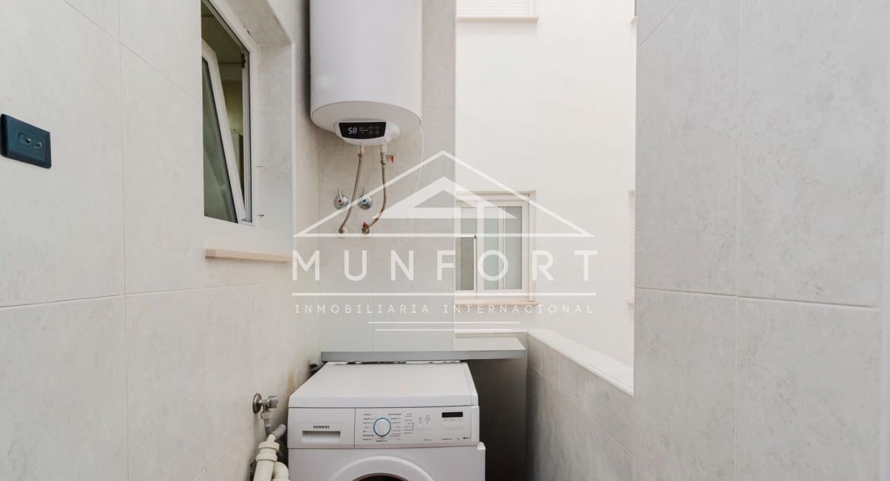 4 bedroom Apartment for sale in Torrevieja - € 269,000 (Ref: 9646026)