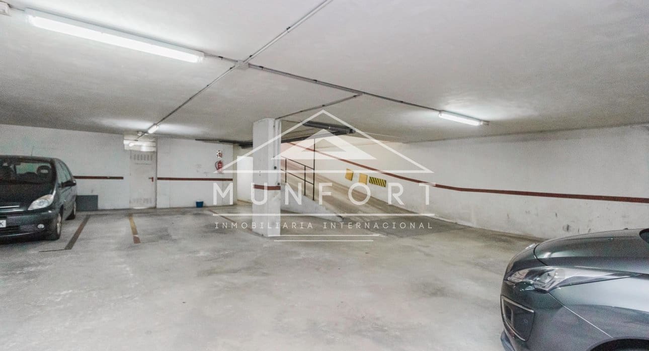 4 bedroom Apartment for sale in Torrevieja - € 269,000 (Ref: 9646026)