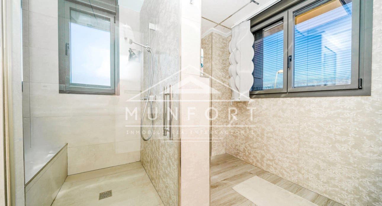 3 bedroom Villa for sale in Torrevieja with pool - € 1,280,000 (Ref: 9646028)