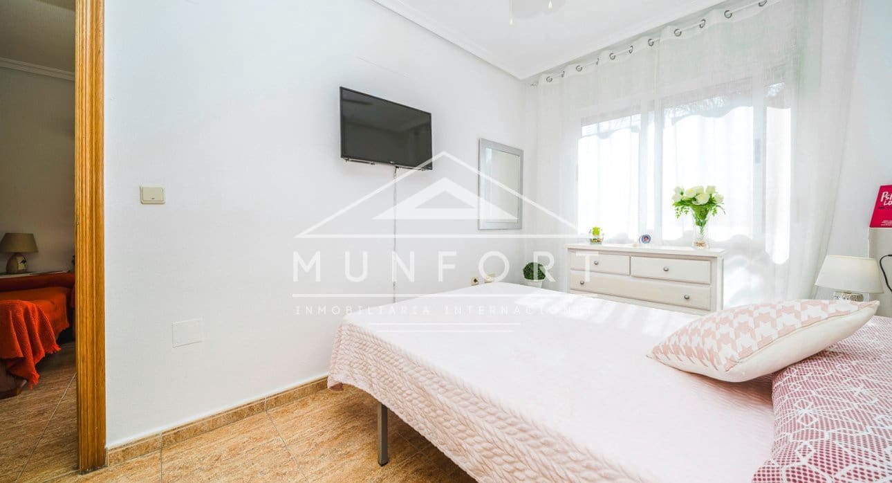 2 chambre Appartement à vendre à Torrevieja avec piscine - 165 000 € (Ref: 9646030)