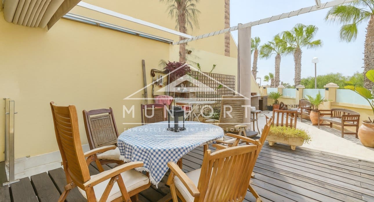 4 Zimmer Villa zu verkaufen in Torrevieja - 449.900 € (Ref: 9646031)