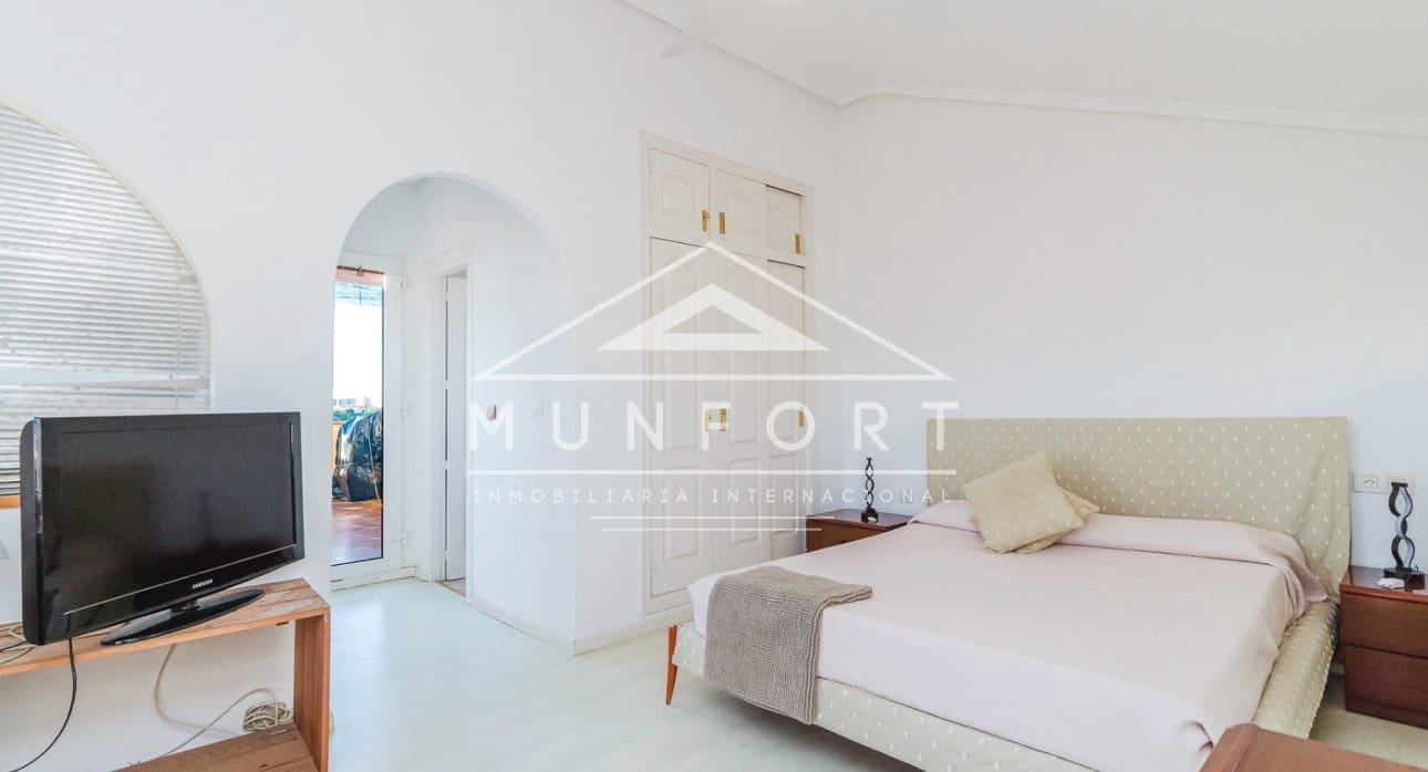 4 Zimmer Villa zu verkaufen in Torrevieja - 449.900 € (Ref: 9646031)