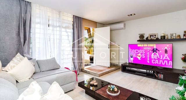 4 Zimmer Villa zu verkaufen in La Veleta, Torrevieja - 449.900 € (Ref: 9646031)