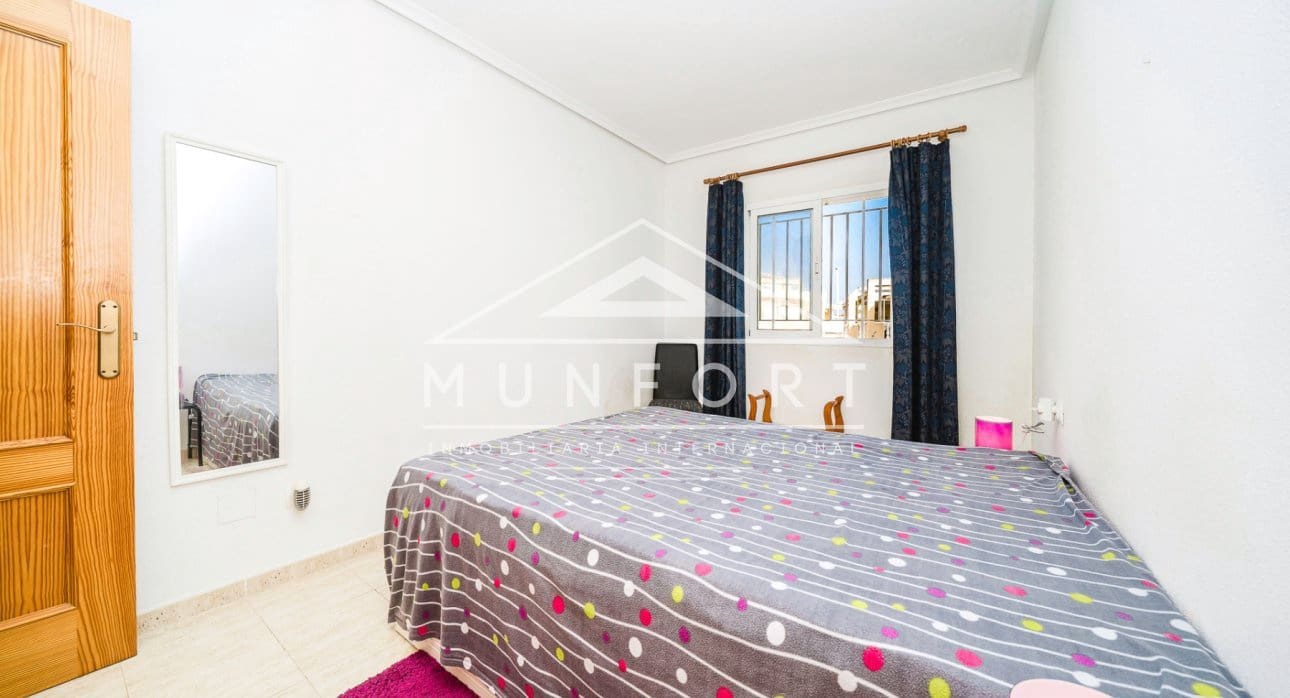 2 Zimmer Apartment zu verkaufen in Orihuela Costa mit Pool - 279.000 € (Ref: 9646032)