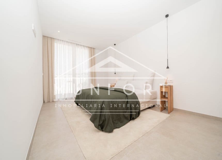 4 soverom Villa til salgs i Algorfa med svømmebasseng garasje - € 845 000 (Ref: 9650459)
