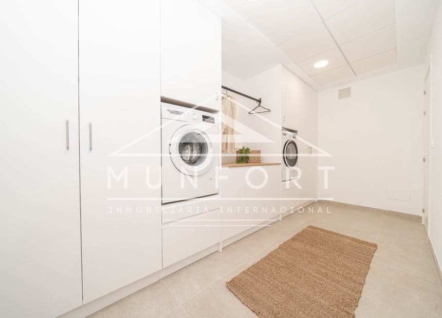4 soverom Villa til salgs i Algorfa med svømmebasseng garasje - € 845 000 (Ref: 9650459)