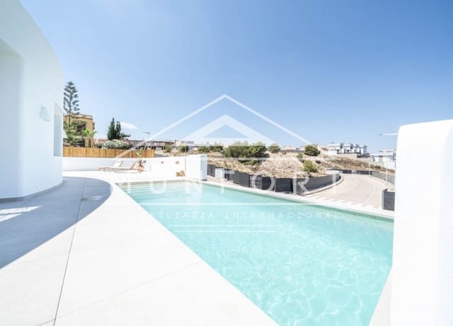 4 bedroom Villa for sale in Algorfa with pool - € 840,000 (Ref: 9650459)