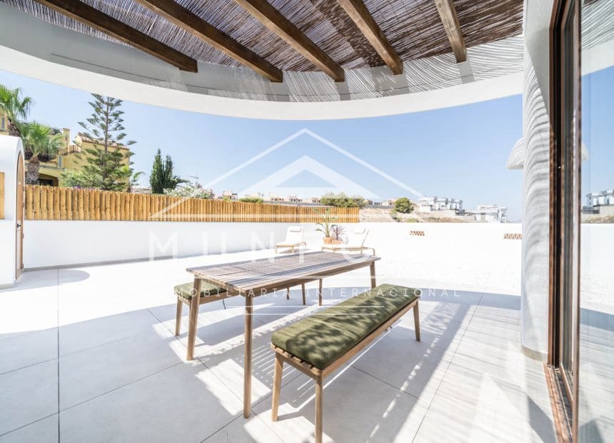 4 soverom Villa til salgs i Algorfa med svømmebasseng garasje - € 845 000 (Ref: 9650459)