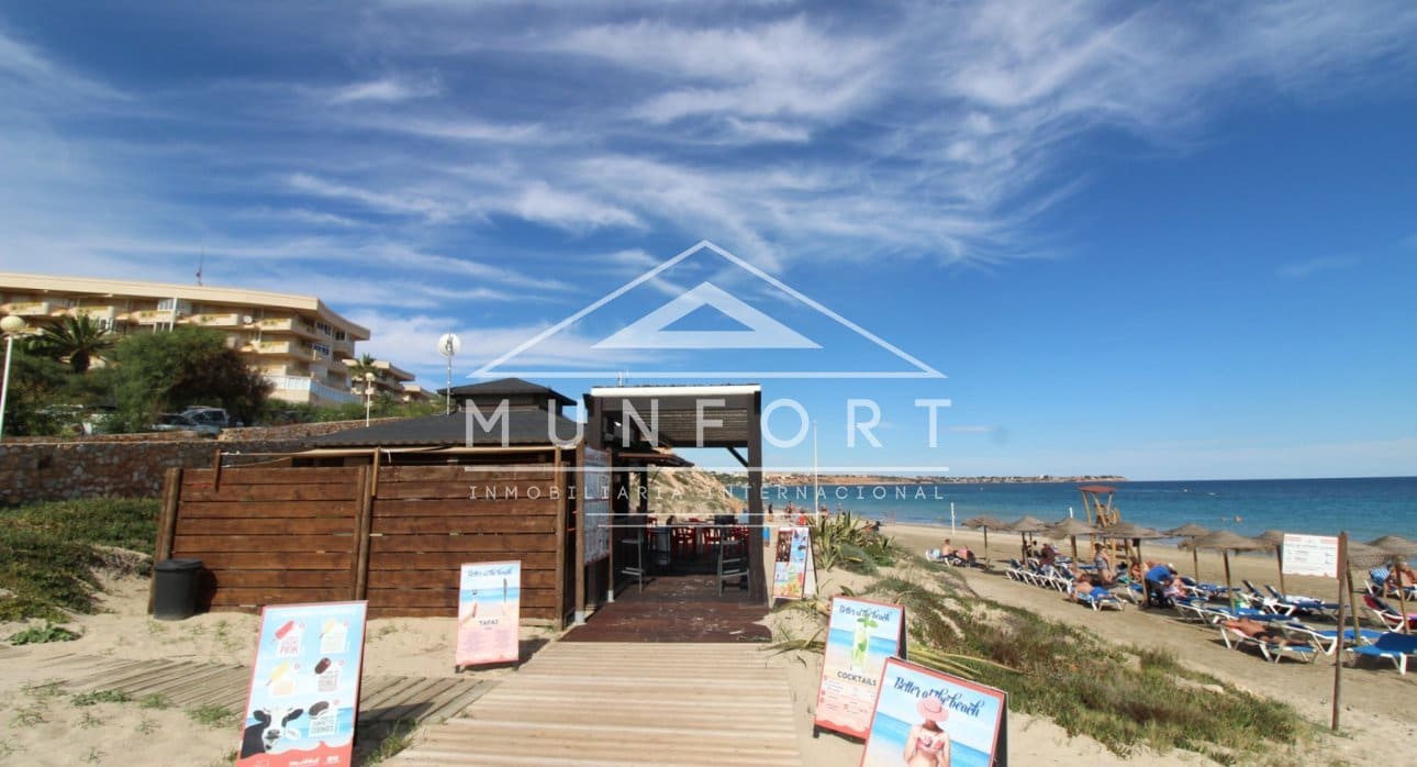 3 slaapkamer Bungalow te koop in Pilar de la Horadada met zwembad - € 264.900 (Ref: 9656998)