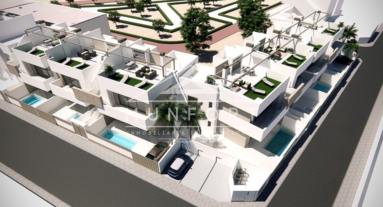 3 slaapkamer Bungalow te koop in Pilar de la Horadada met zwembad - € 264.900 (Ref: 9656998)