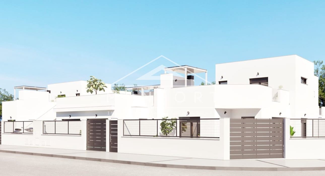 2 makuuhuone Rivitalo myytävänä paikassa Roldan mukana uima-altaan - 289 900 € (Ref: 9665417)