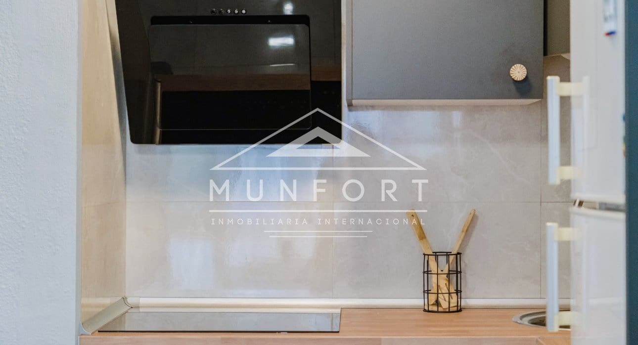 Estúdio para arrendamento para férias em Los Narejos com piscina - 500 € (Ref: 9667082)