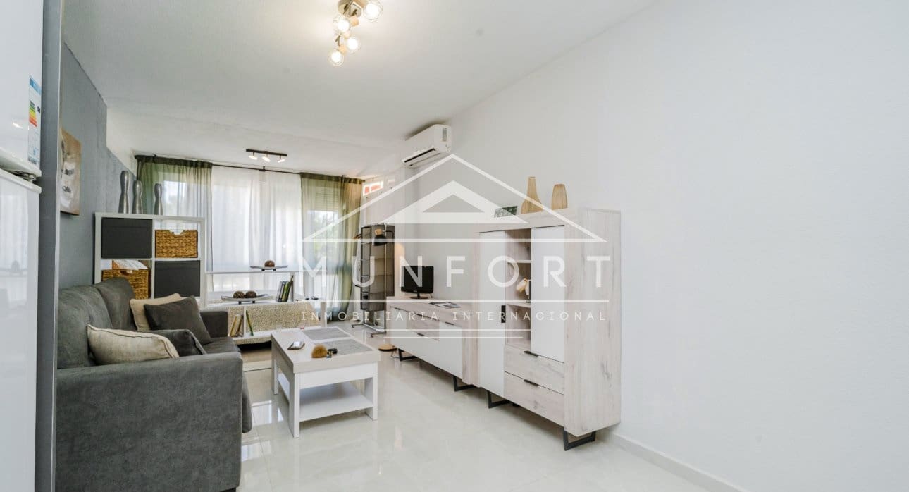 Estúdio para arrendamento para férias em Los Narejos com piscina - 500 € (Ref: 9667082)