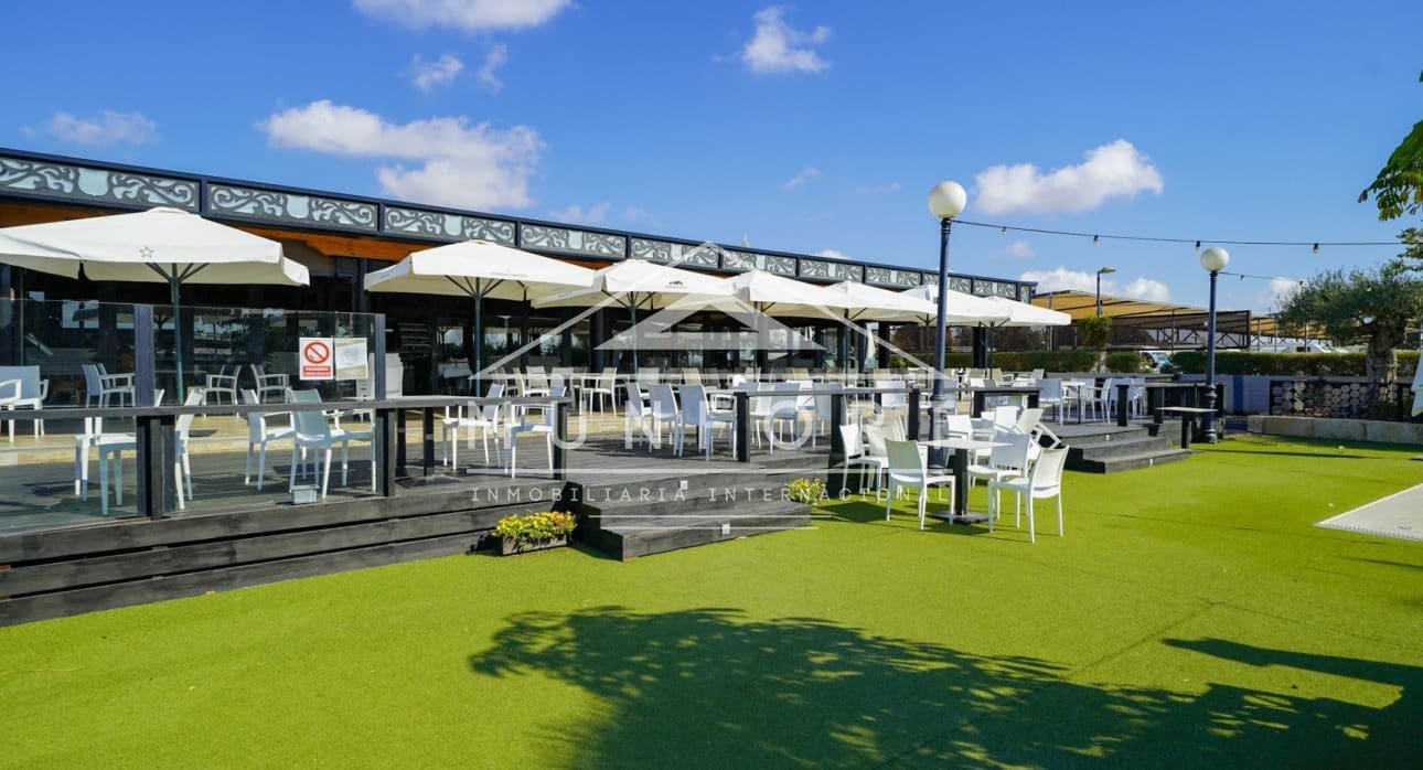 Estúdio para arrendamento para férias em Los Narejos com piscina - 500 € (Ref: 9667082)