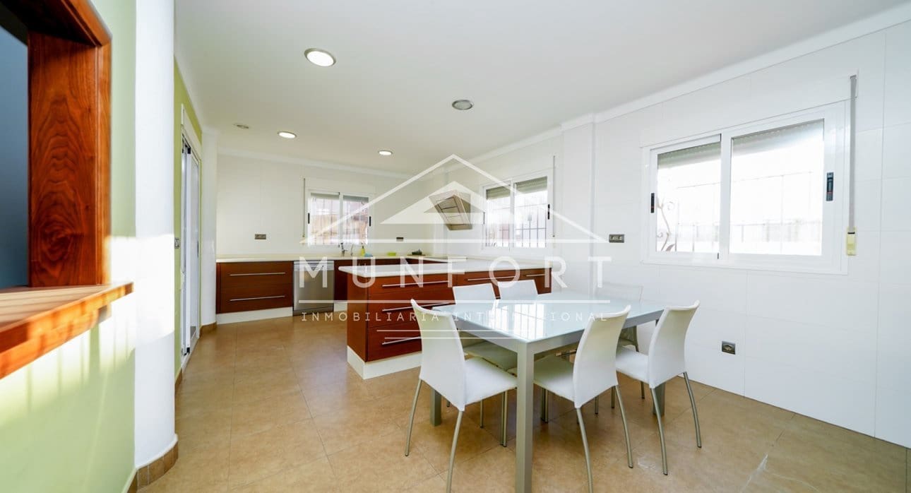 5 slaapkamer Villa te koop in Santiago de la Ribera met zwembad - € 849.000 (Ref: 9667216)