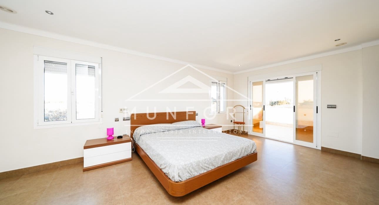 5 slaapkamer Villa te koop in Santiago de la Ribera met zwembad - € 849.000 (Ref: 9667216)