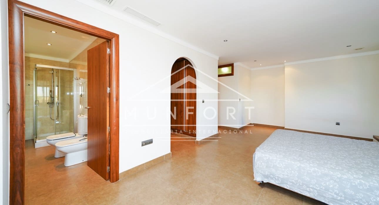 5 slaapkamer Villa te koop in Santiago de la Ribera met zwembad - € 849.000 (Ref: 9667216)