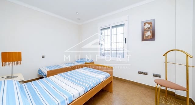 5 Zimmer Villa zu verkaufen in Santiago de la Ribera mit Pool - 799.900 € (Ref: 9667216)