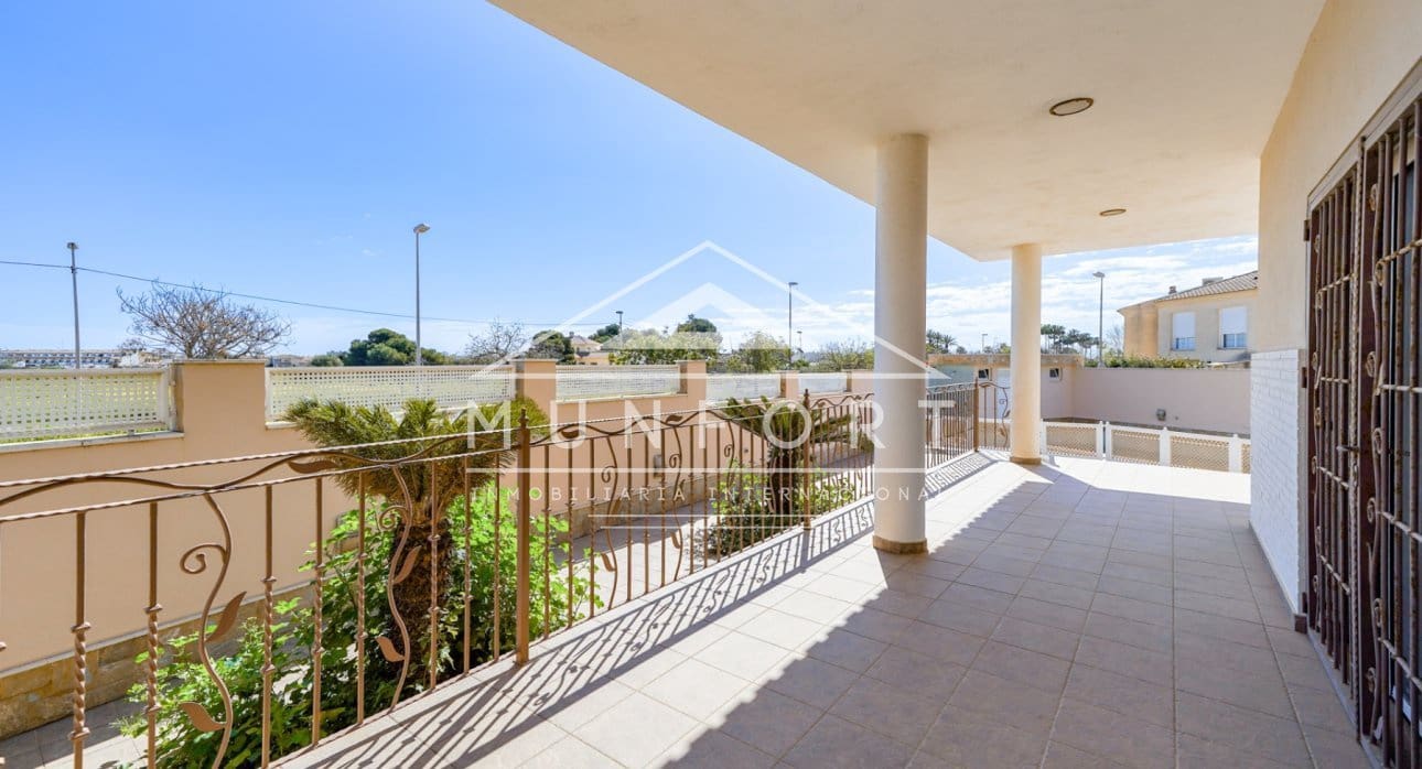 5 slaapkamer Villa te koop in Santiago de la Ribera met zwembad - € 849.000 (Ref: 9667216)