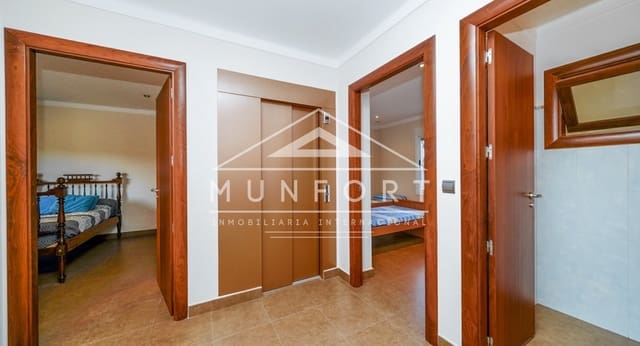 5 Zimmer Villa zu verkaufen in Santiago de la Ribera mit Pool - 799.900 € (Ref: 9667216)