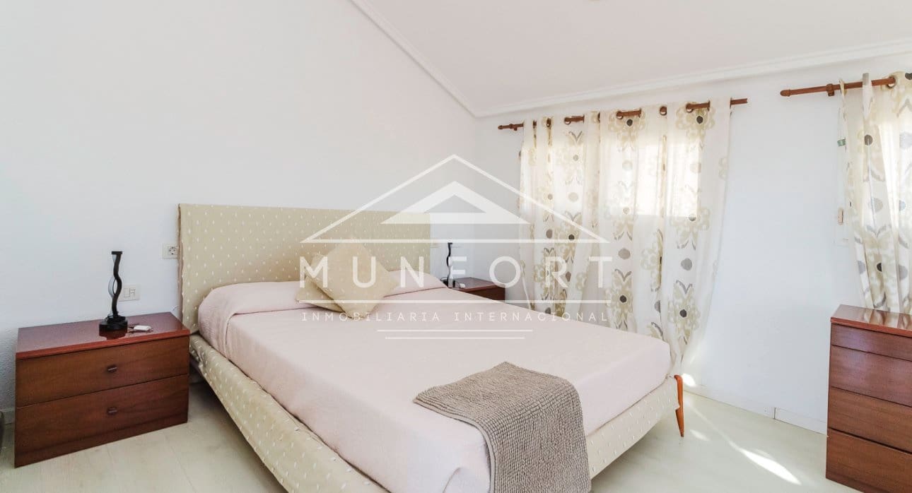 4 quarto Moradia para venda em Torrevieja - 415 000 € (Ref: 9669347)