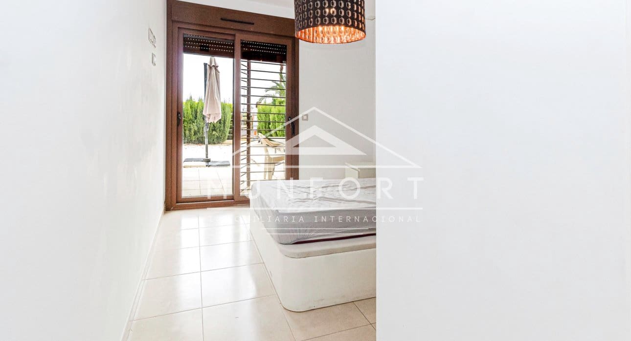 2 soveværelse Lejlighed til salg i Orihuela Costa med swimmingpool - € 245.000 (Ref: 9669348)