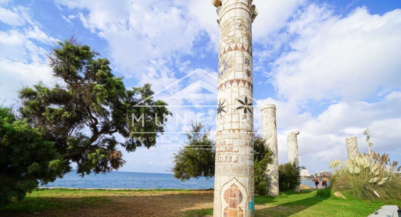 Apartamento de 2 habitaciones en Torrevieja en venta con piscina - 145.000 € (Ref: 9669594)