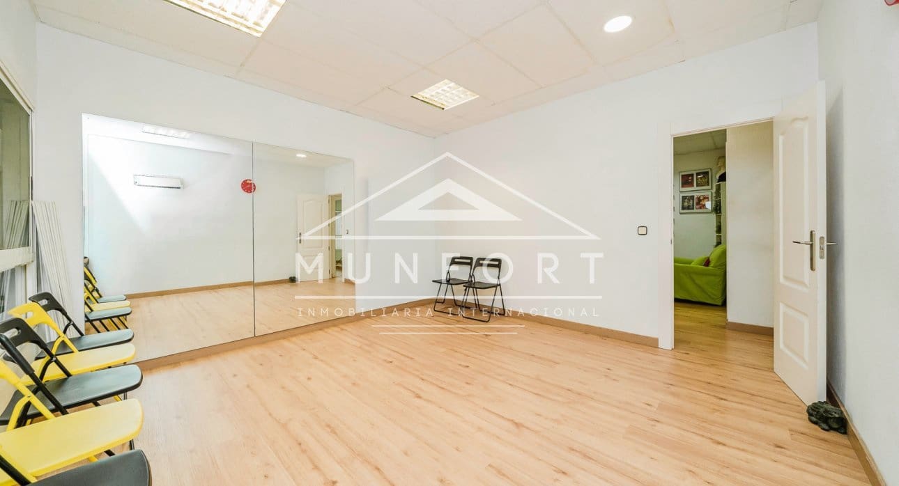 12 bedroom Office for sale in Murcia city - € 1,400,000 (Ref: 9675978)