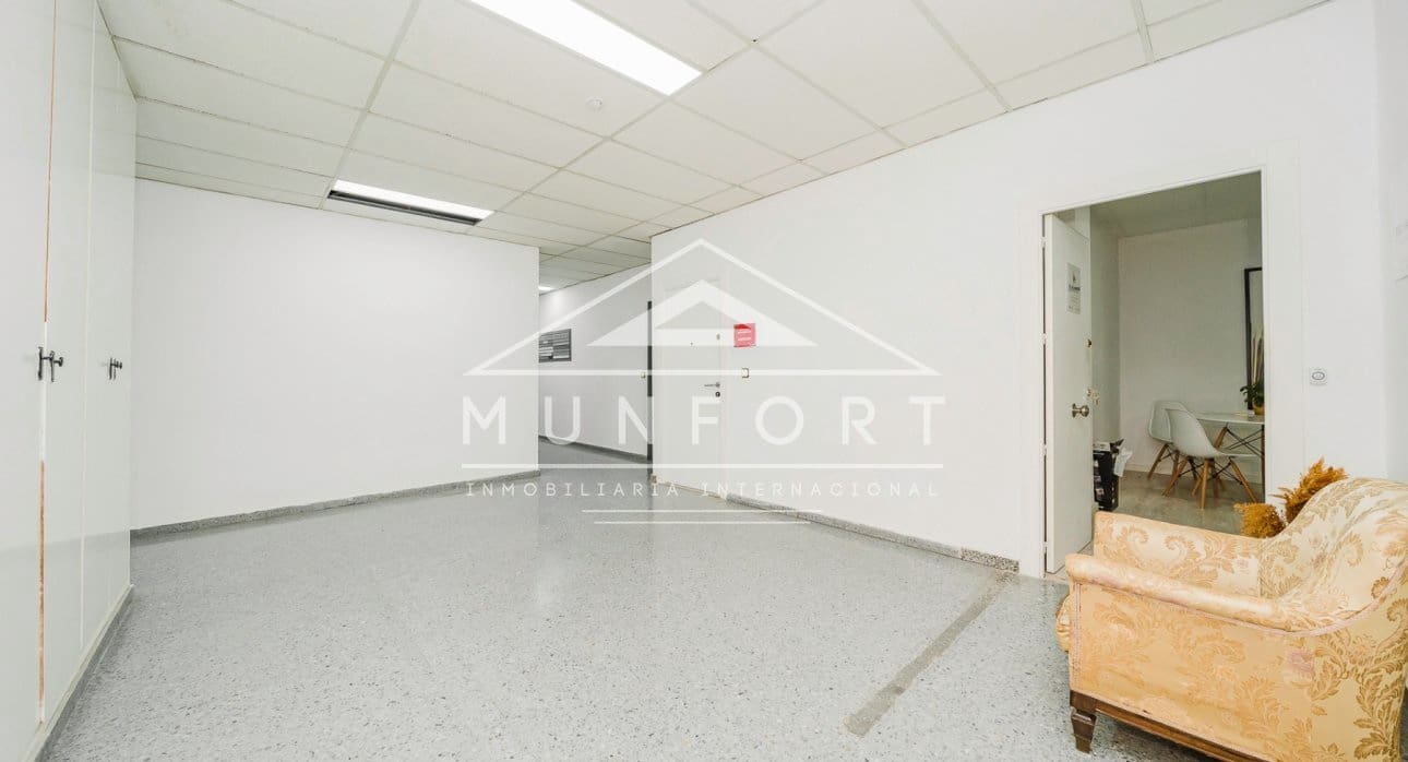 12 bedroom Office for sale in Murcia city - € 1,400,000 (Ref: 9675978)