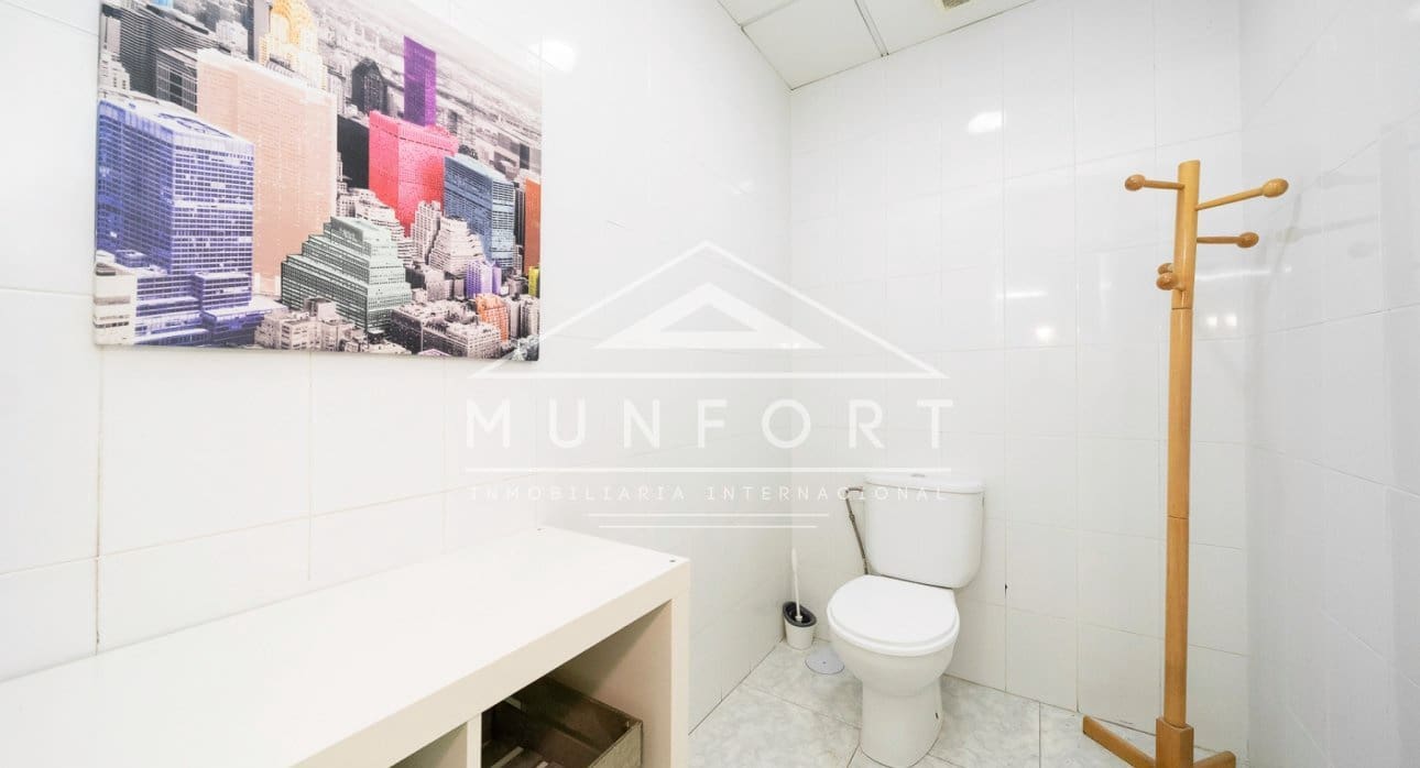 12 bedroom Office for sale in Murcia city - € 1,400,000 (Ref: 9675978)