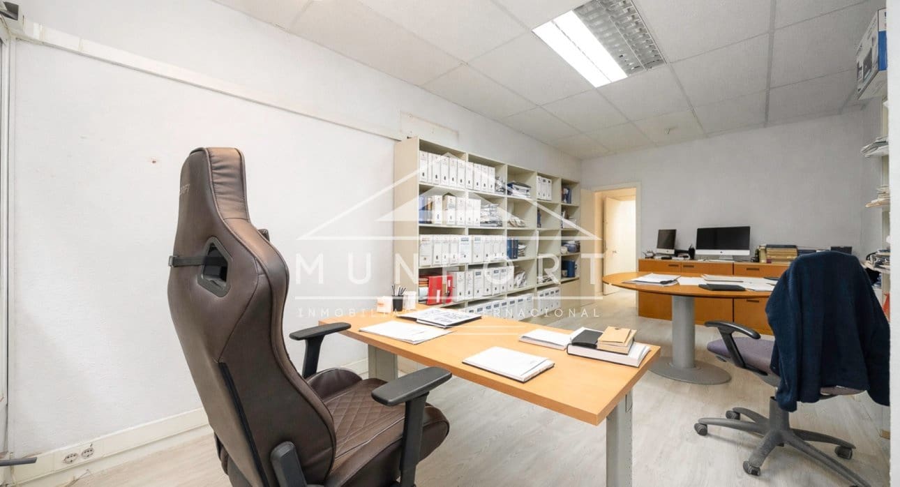 12 bedroom Office for sale in Murcia city - € 1,400,000 (Ref: 9675978)