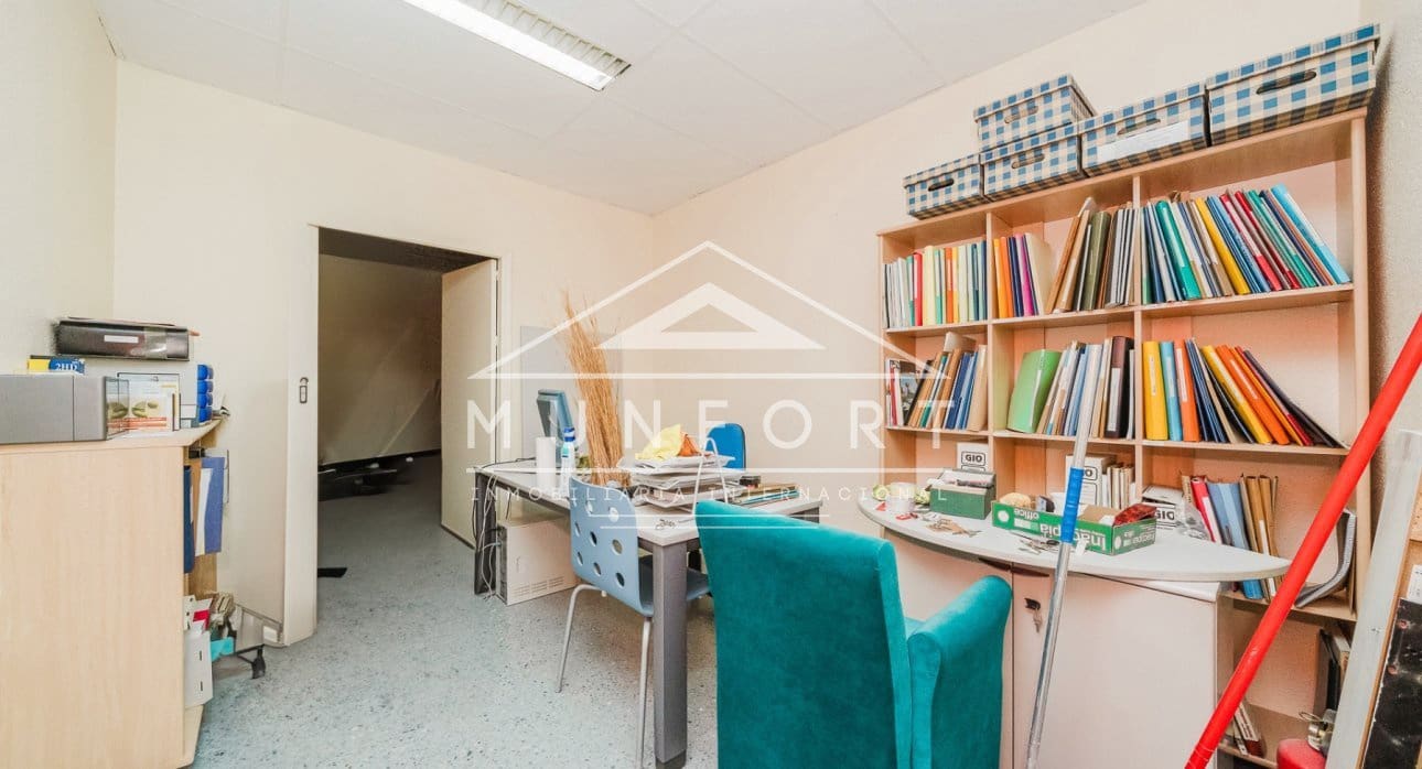 12 bedroom Office for sale in Murcia city - € 1,400,000 (Ref: 9675978)