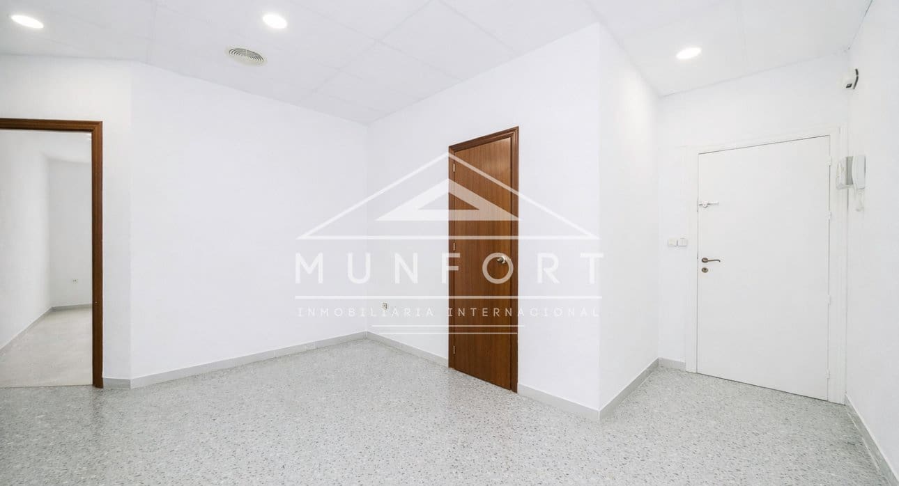 12 bedroom Office for sale in Murcia city - € 1,400,000 (Ref: 9675978)