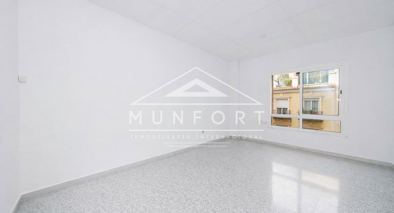 12 bedroom Office for sale in Murcia city - € 1,400,000 (Ref: 9675978)