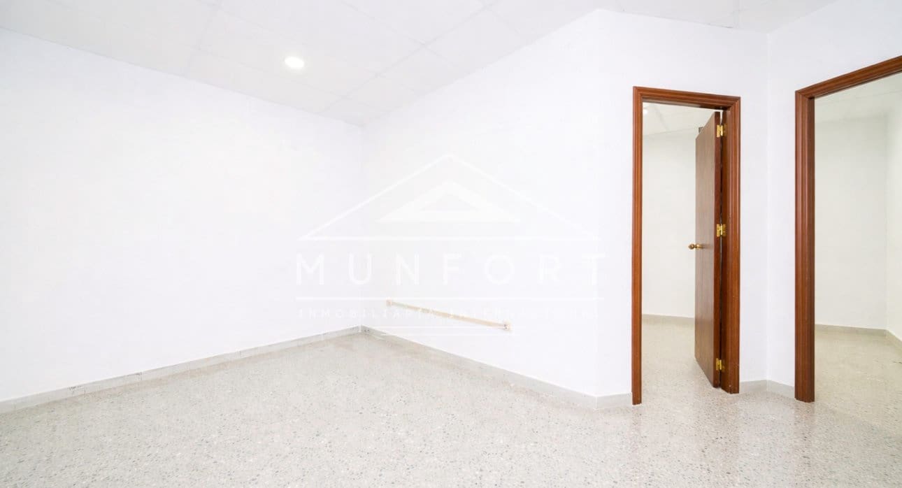 12 bedroom Office for sale in Murcia city - € 1,400,000 (Ref: 9675978)