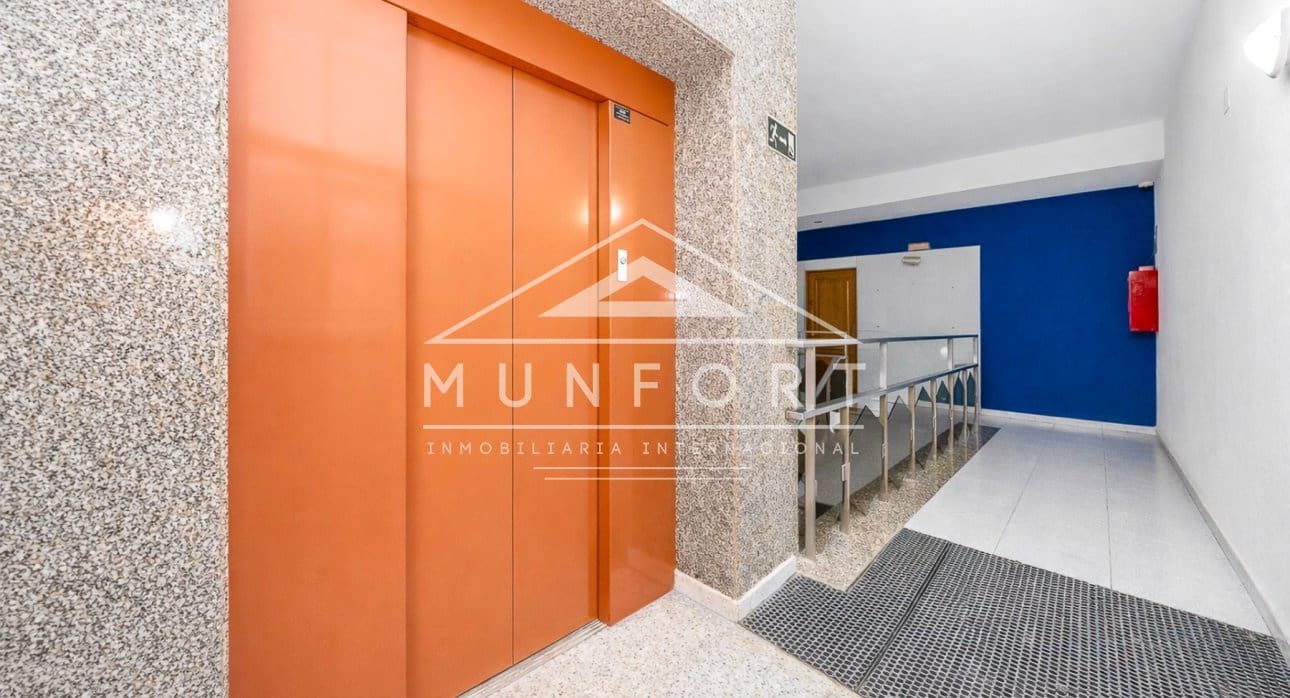 12 bedroom Office for sale in Murcia city - € 1,400,000 (Ref: 9675978)