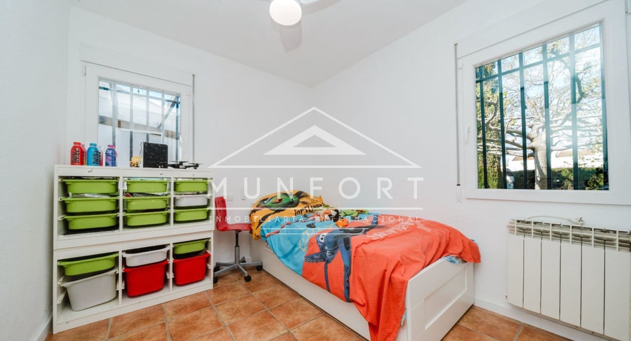 4 bedroom Villa for sale in Santiago de la Ribera with pool - € 527,000 (Ref: 9679292)