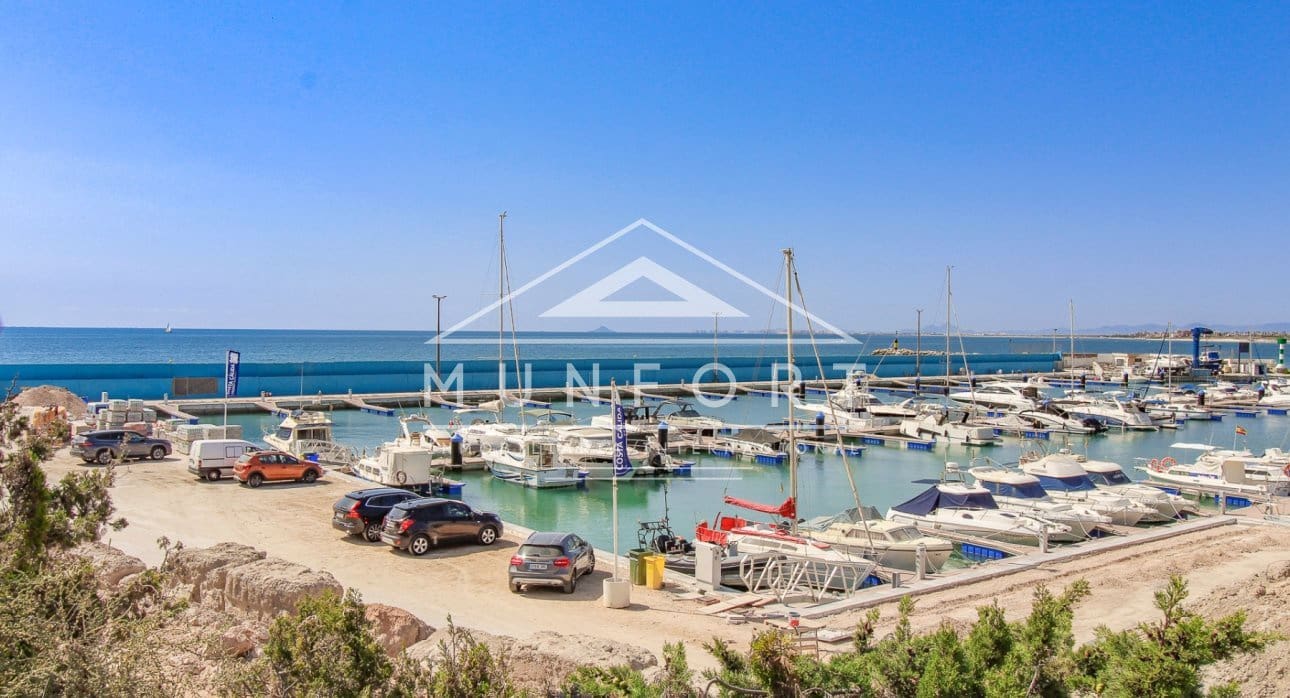 2 soverom Kjedet enebolig til salgs i Torre de la Horadada - € 299 000 (Ref: 9685610)