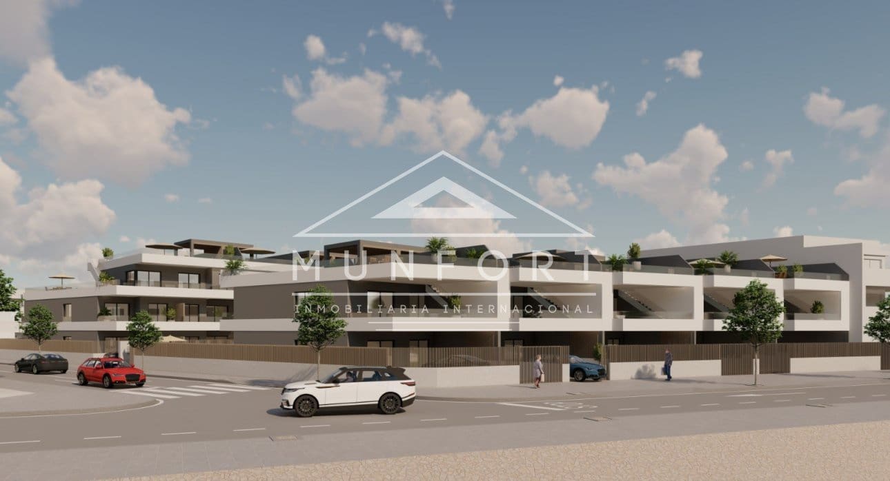 Ático de 2 habitaciones en Pilar de la Horadada en venta con piscina - 395.000 € (Ref: 9691655)