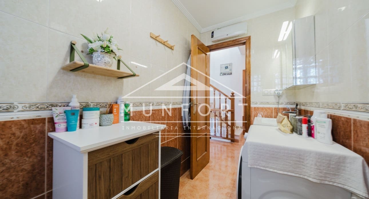 2 soveværelse Lejlighed til salg i Torrevieja med swimmingpool - € 195.000 (Ref: 9694252)