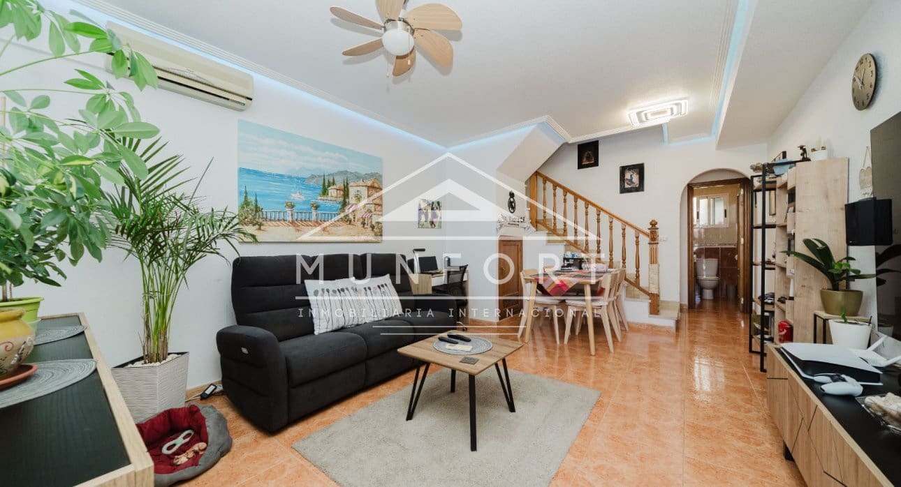 2 soveværelse Lejlighed til salg i Torrevieja med swimmingpool - € 195.000 (Ref: 9694252)