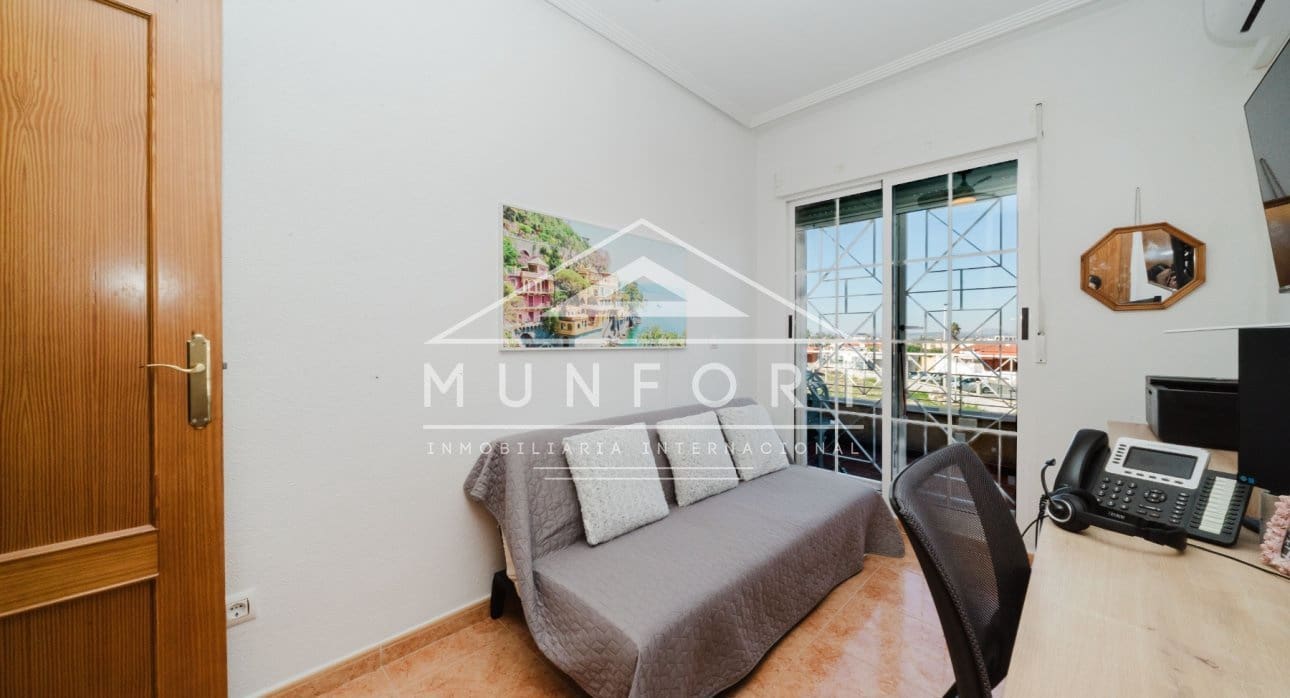 2 soveværelse Lejlighed til salg i Torrevieja med swimmingpool - € 195.000 (Ref: 9694252)