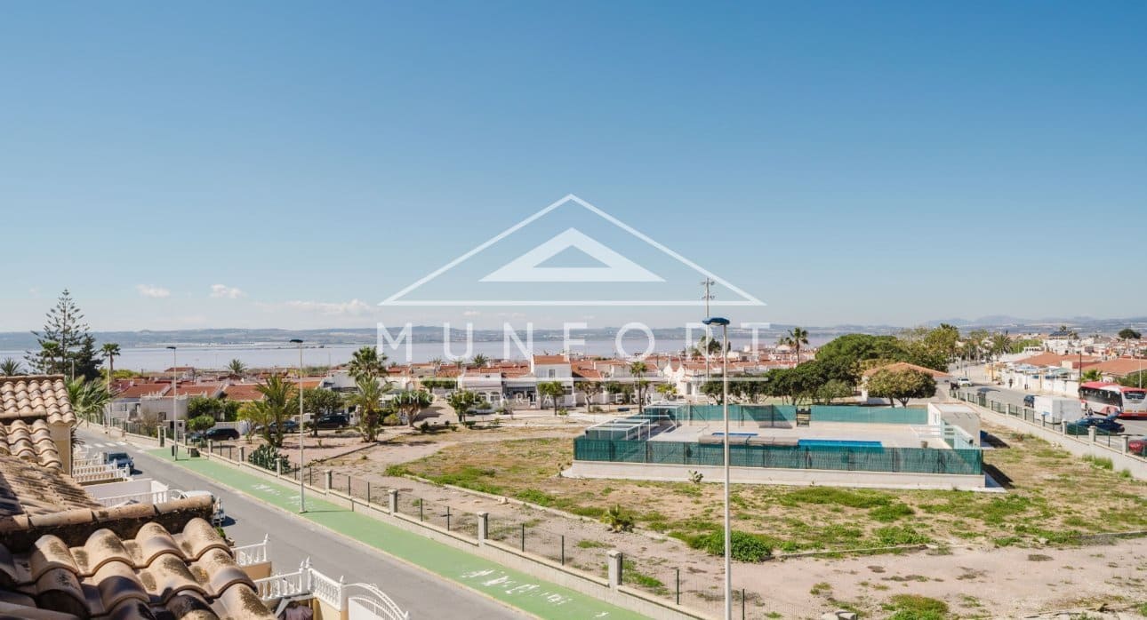 2 soveværelse Lejlighed til salg i Torrevieja med swimmingpool - € 195.000 (Ref: 9694252)